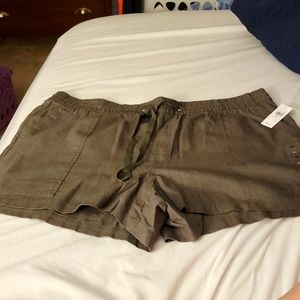 NWT Gap Linen Shorts